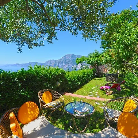 Villa Maria *